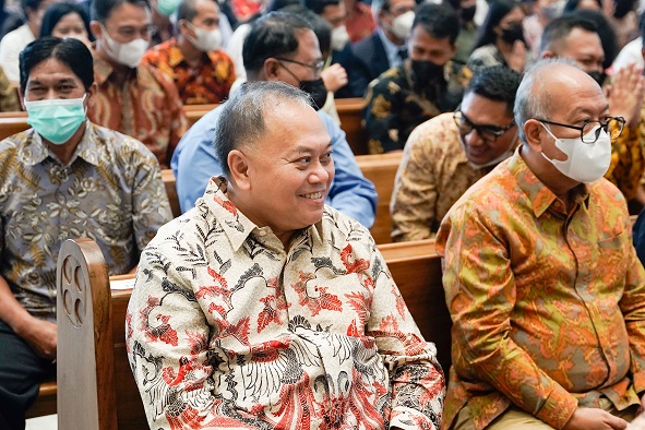 Tamu-tamu istimewa sebagian---